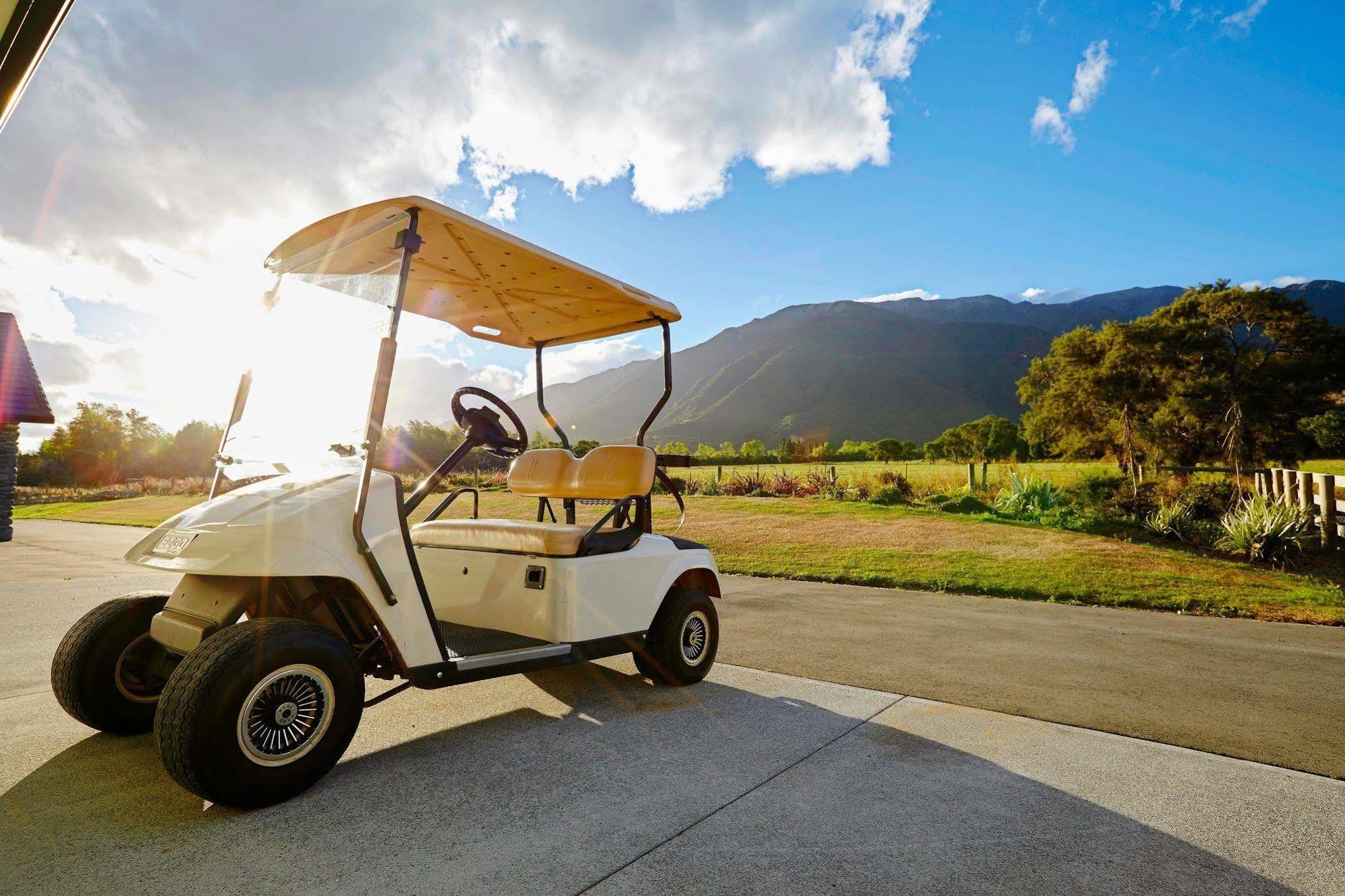 Koura Bay Golf Resort Kaikoura Bagian luar foto