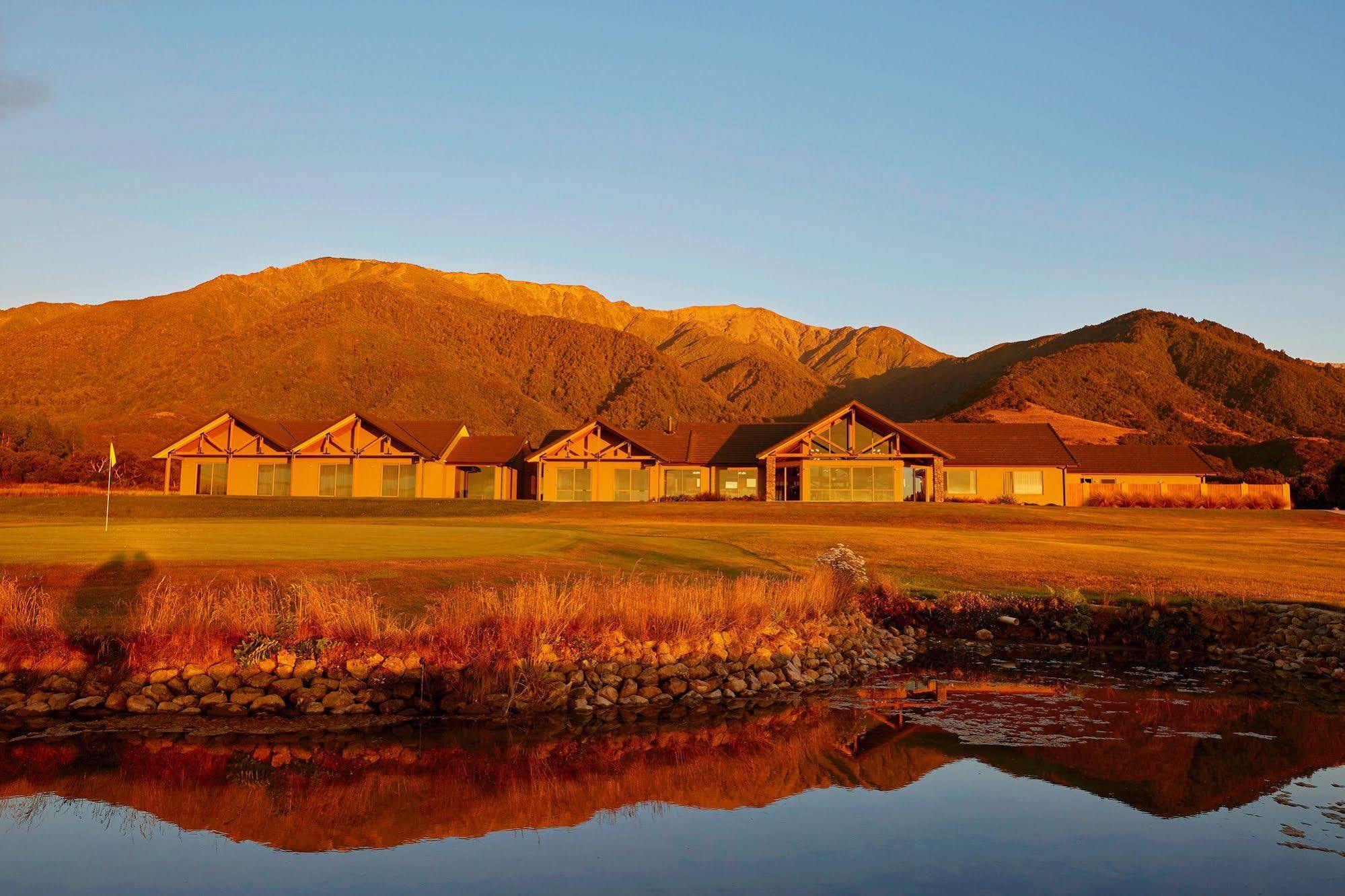Koura Bay Golf Resort Kaikoura Bagian luar foto