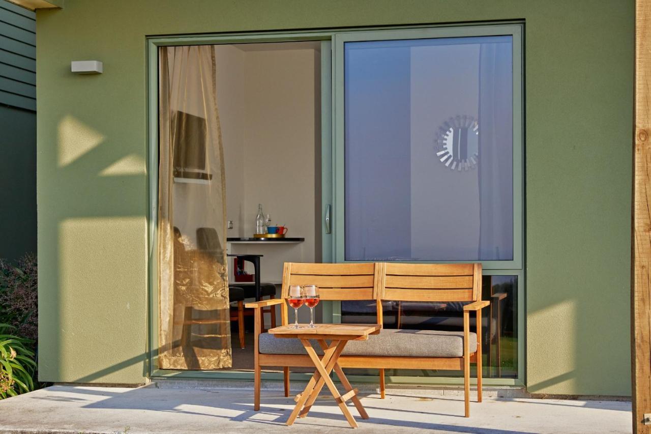 Koura Bay Golf Resort Kaikoura Bagian luar foto