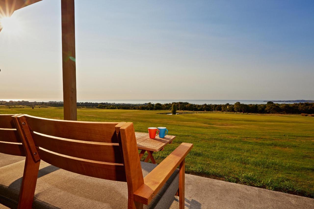 Koura Bay Golf Resort Kaikoura Bagian luar foto